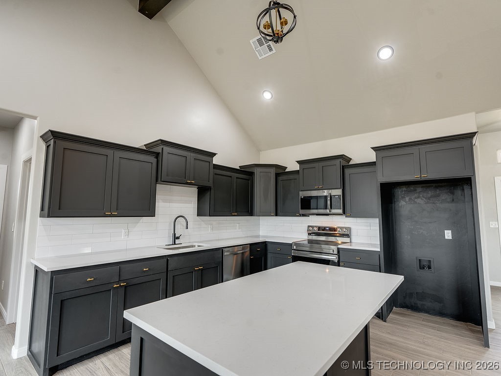 12098 County Road 3513 Loop