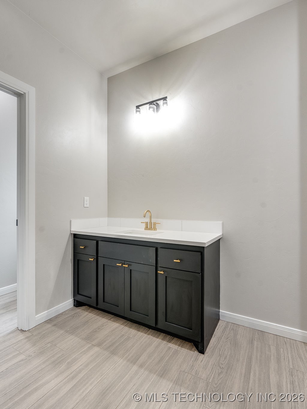 12098 County Road 3513 Loop