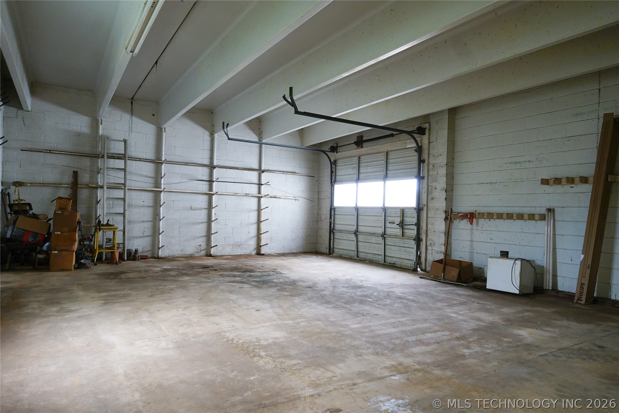 131 E Cottage