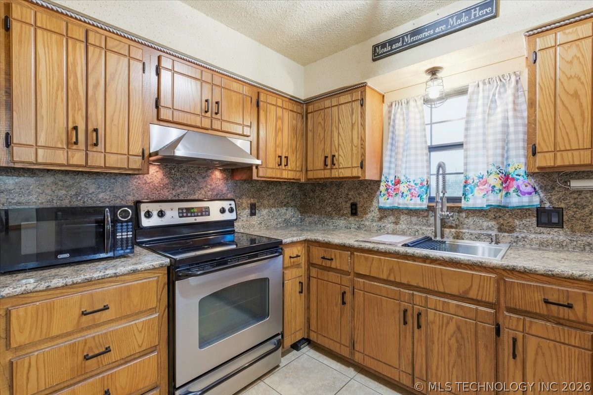 16039 County Road 3535