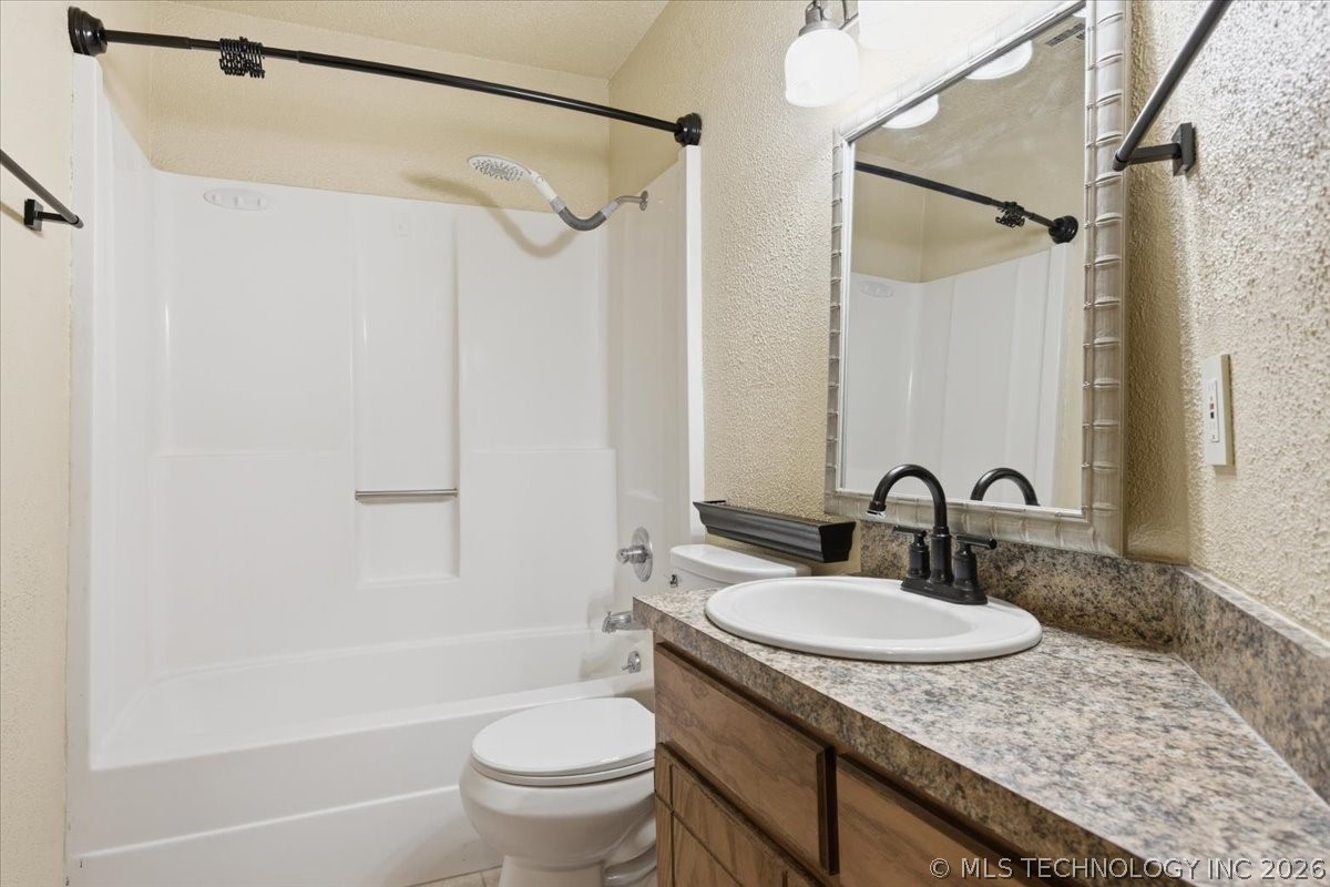 16039 County Road 3535