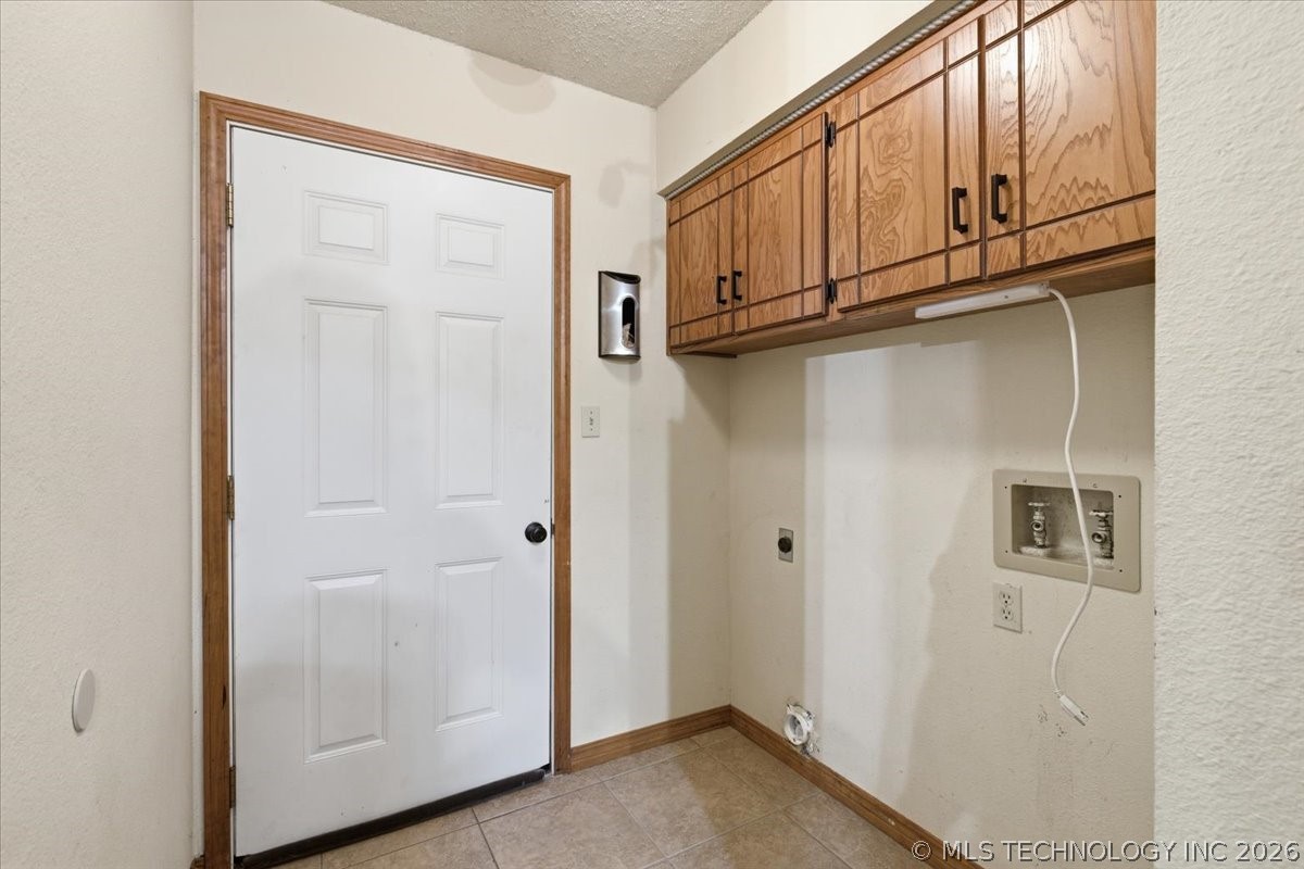16039 County Road 3535