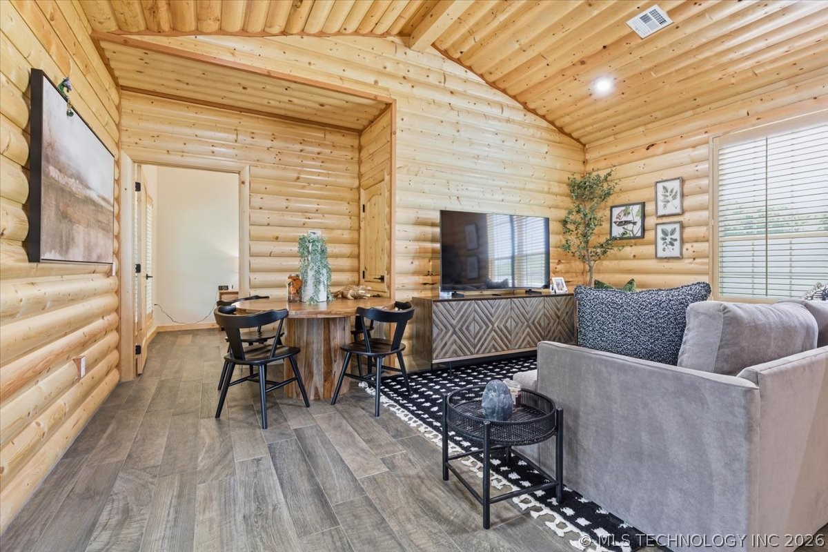 10616 County Road 3560