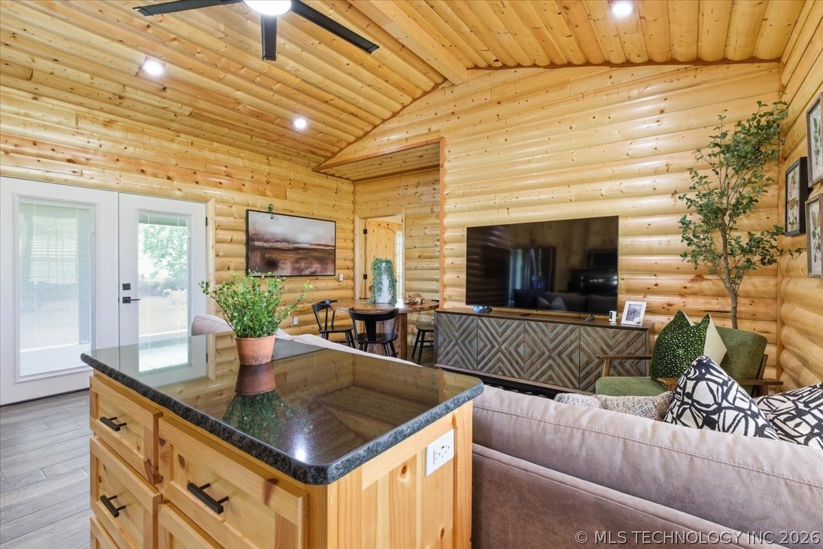 10616 County Road 3560