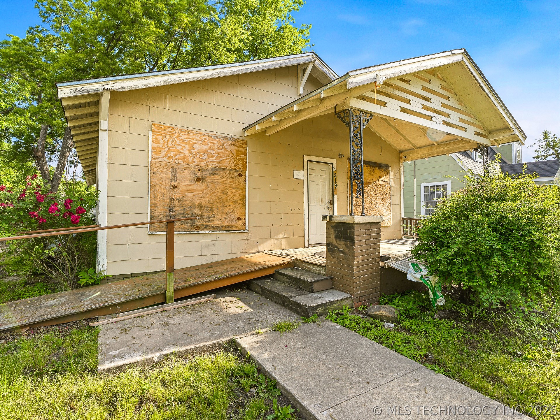 319 W 14th