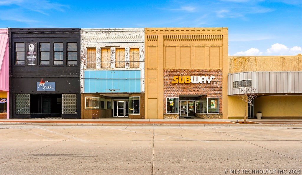 119 W Main