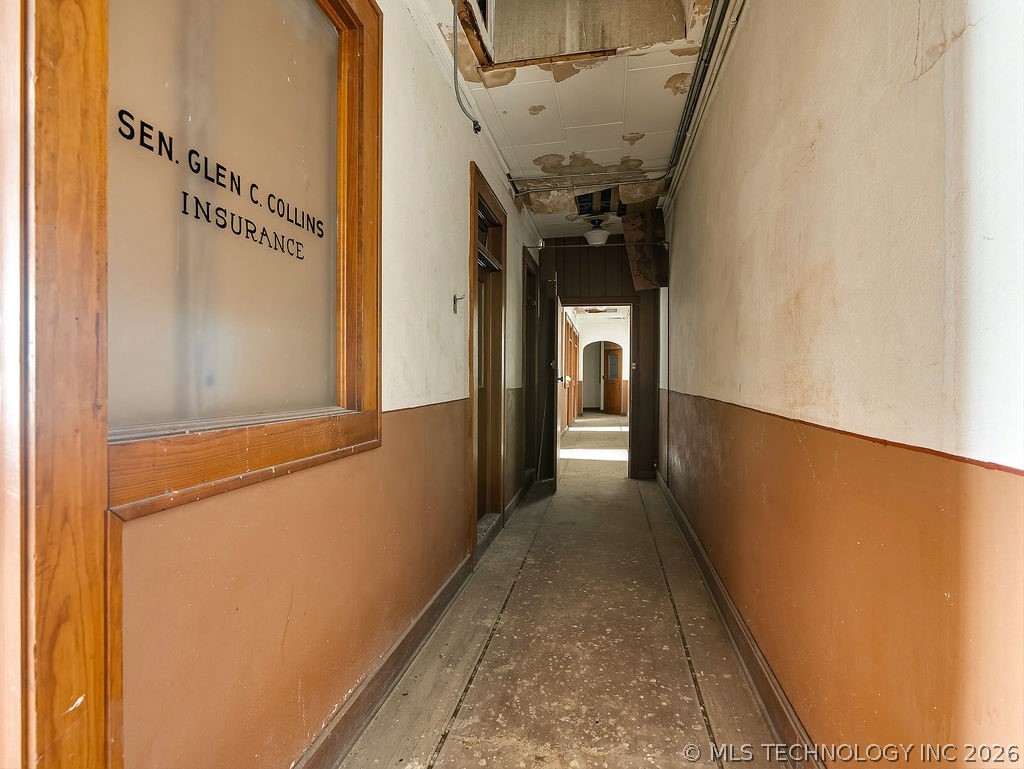 119 W Main
