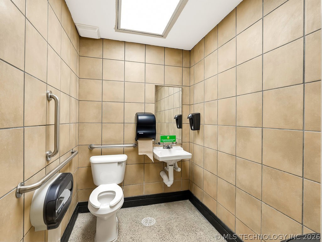 119 W Main