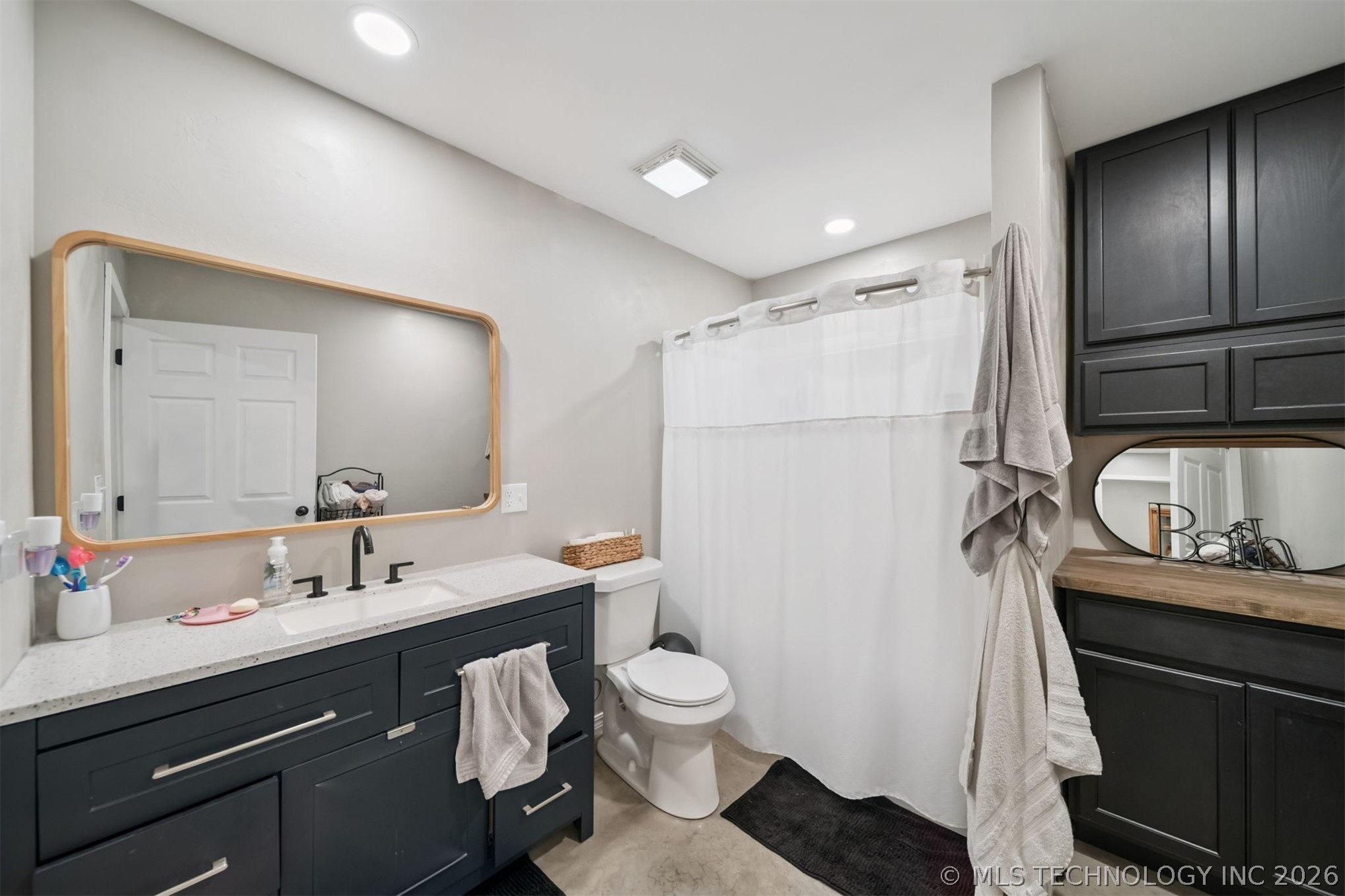 25724 County Road 1560