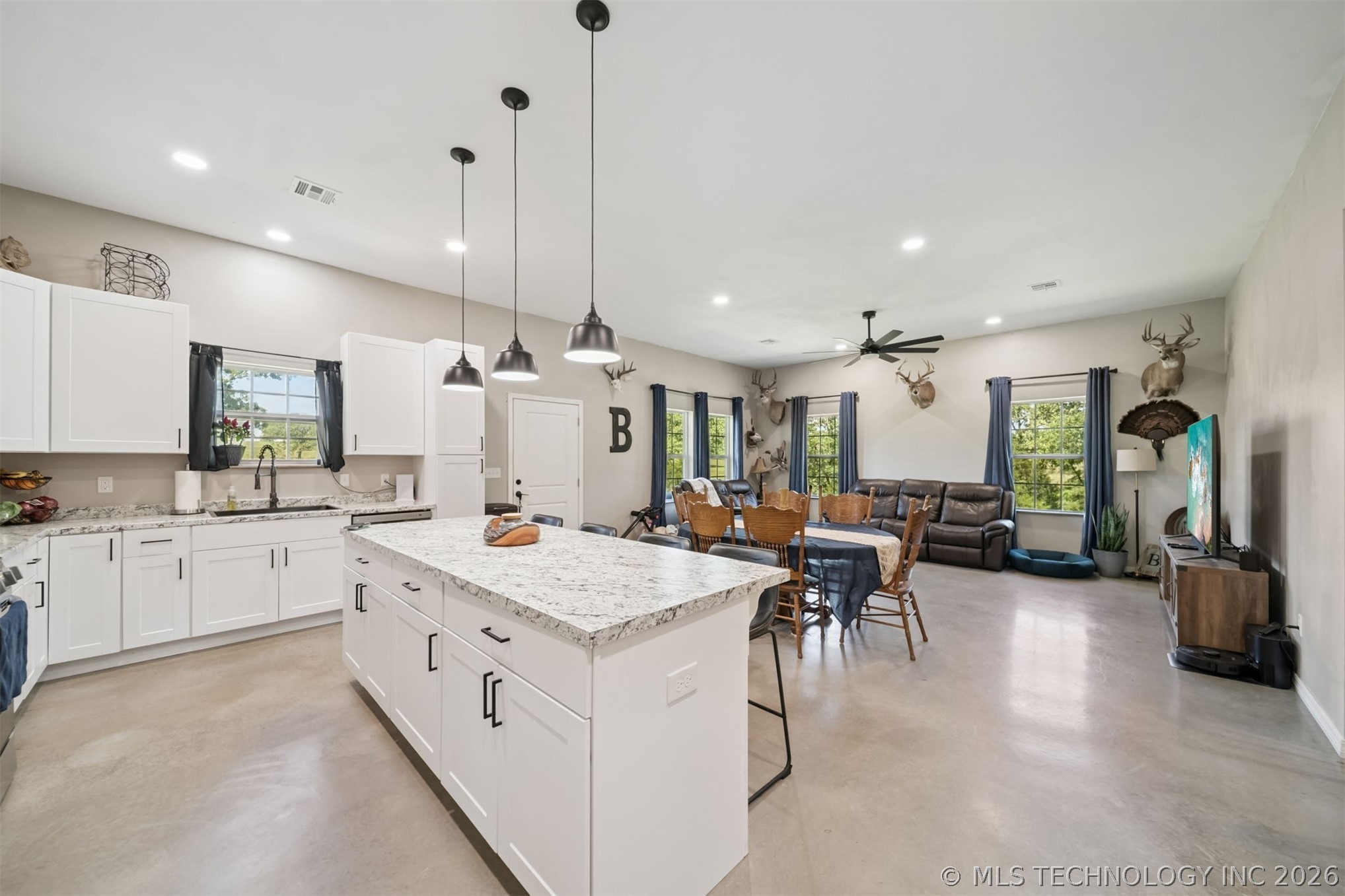 25724 County Road 1560