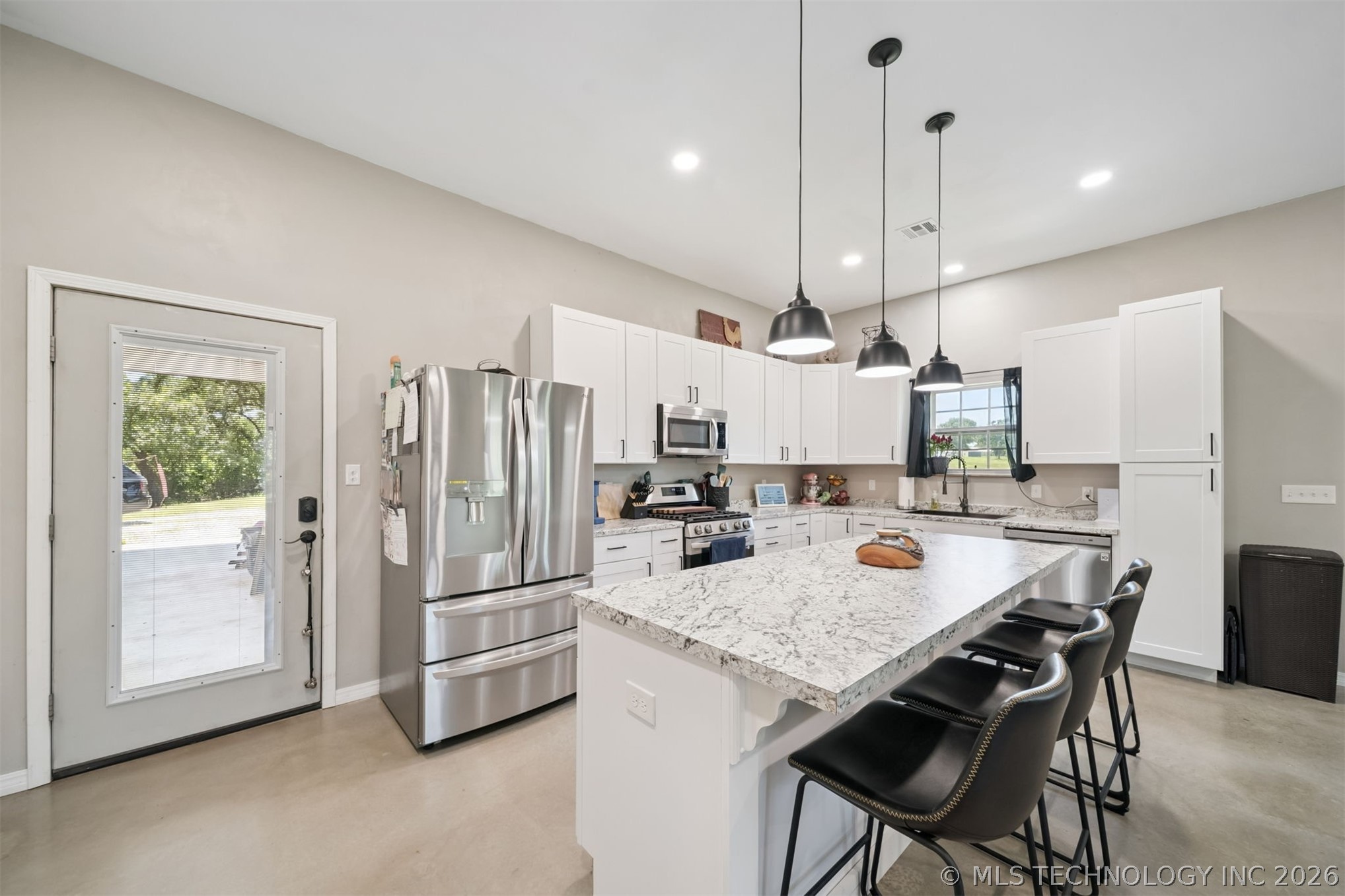 25724 County Road 1560