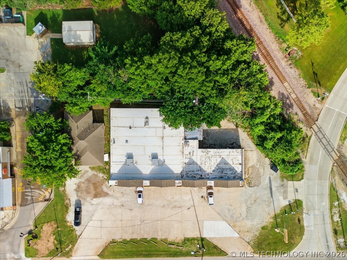 619 N Mississippi