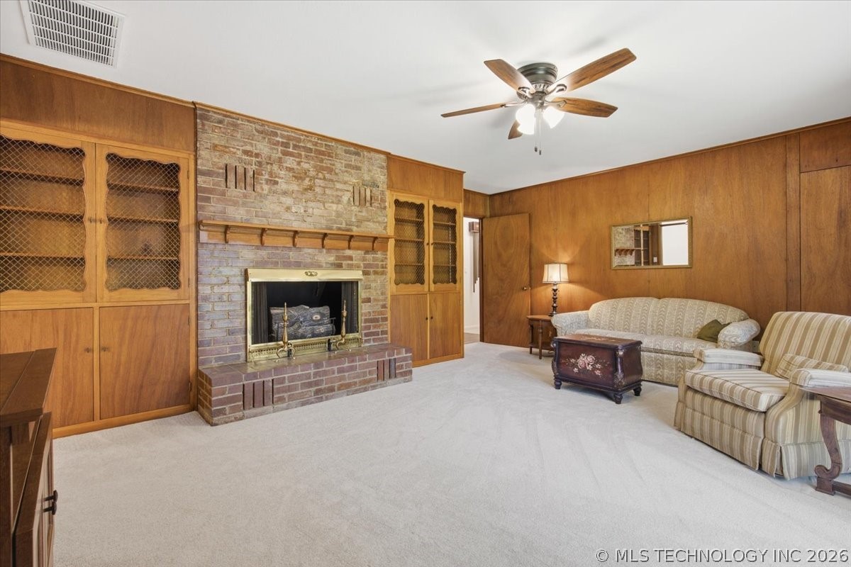 121 W 17th Street
