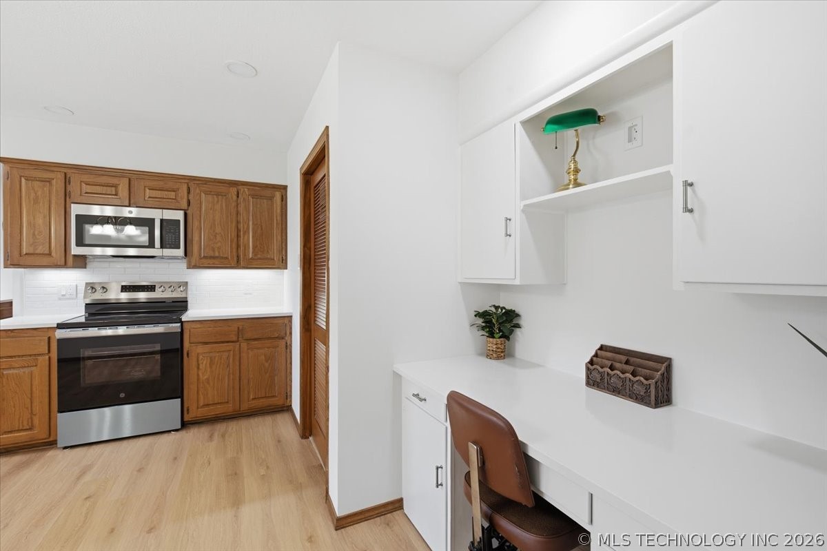 121 W 17th Street