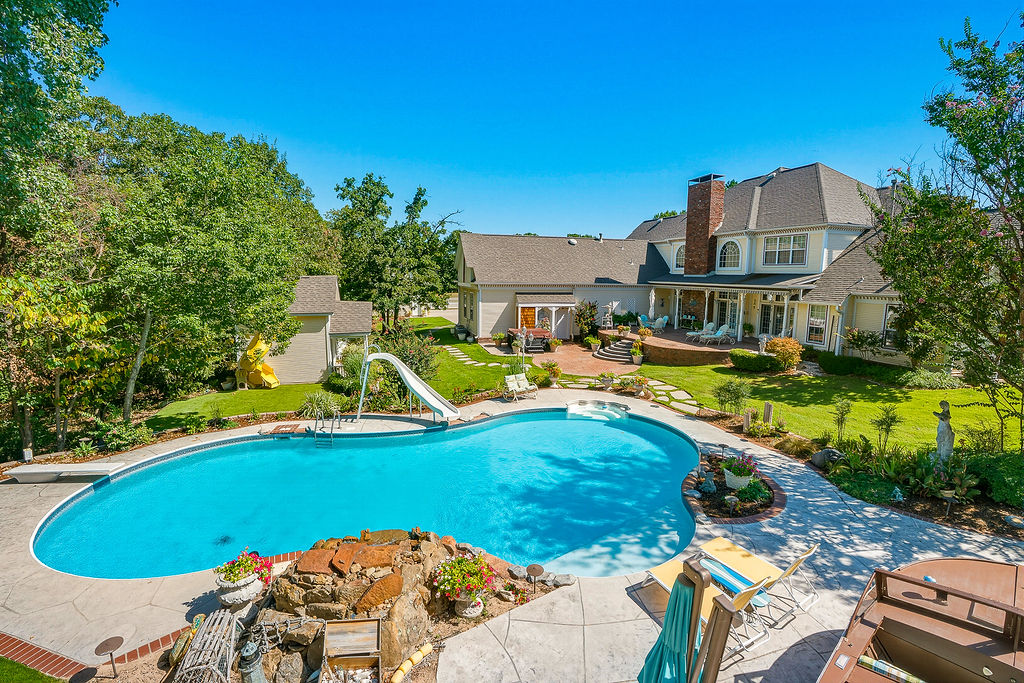 1009 SE County Road