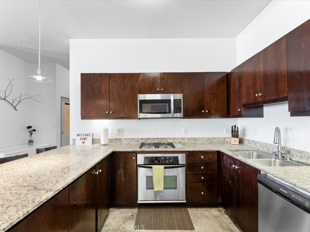 435 W Center Street Promenade 206