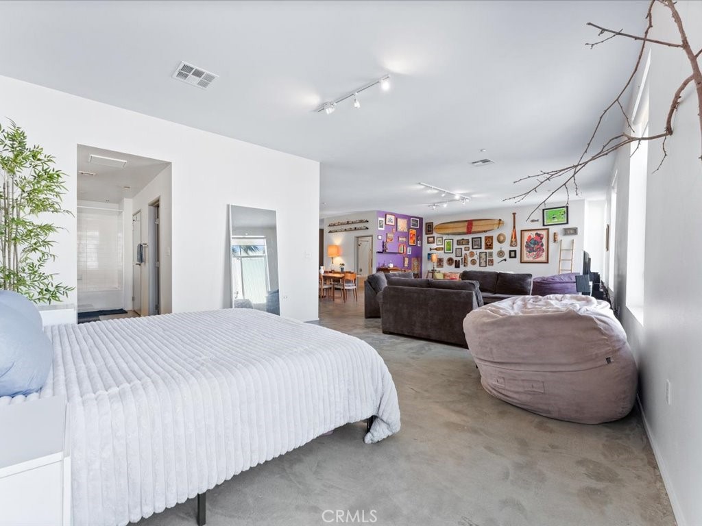 435 W Center Street Promenade 206