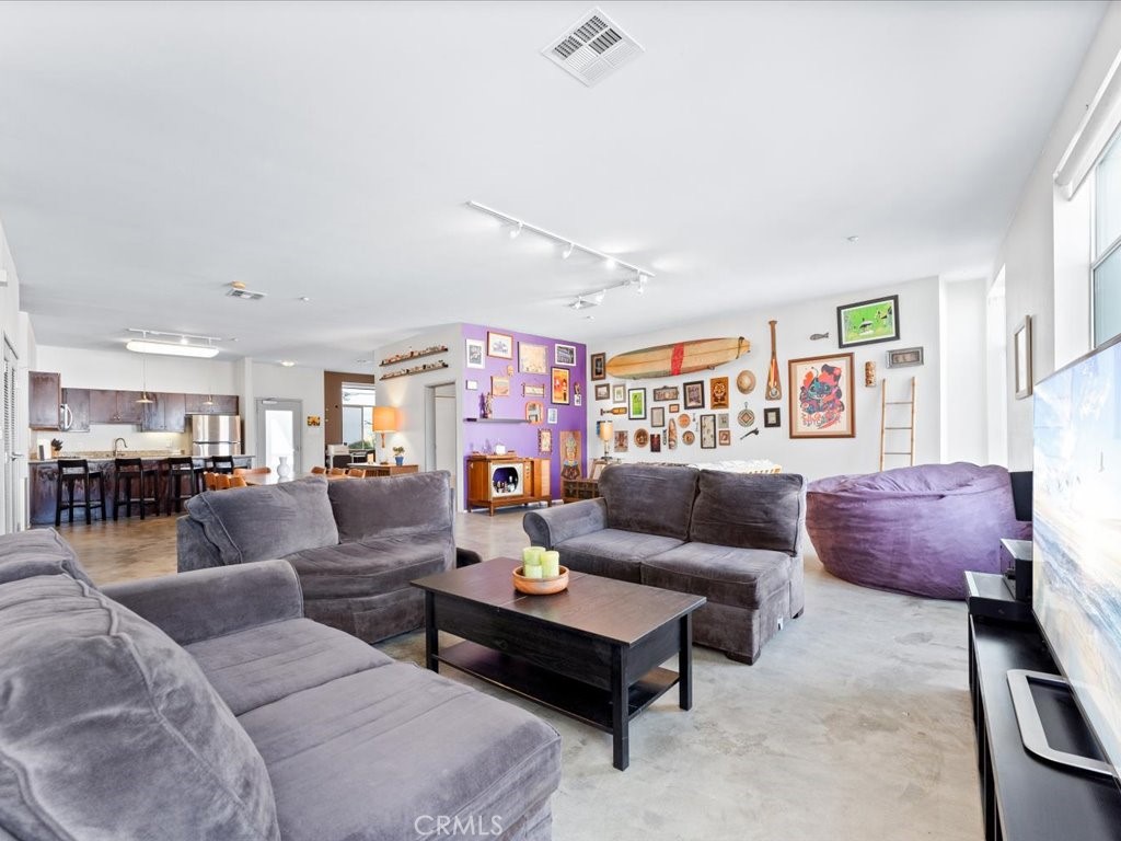 435 W Center Street Promenade 206