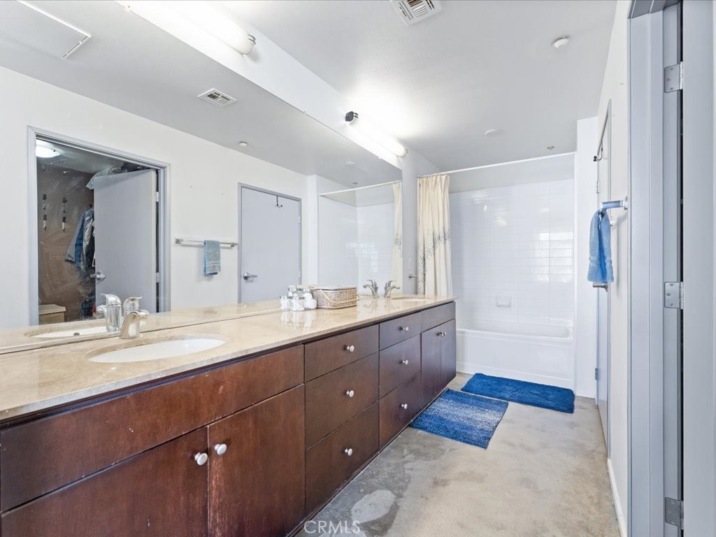 435 W Center Street Promenade 206