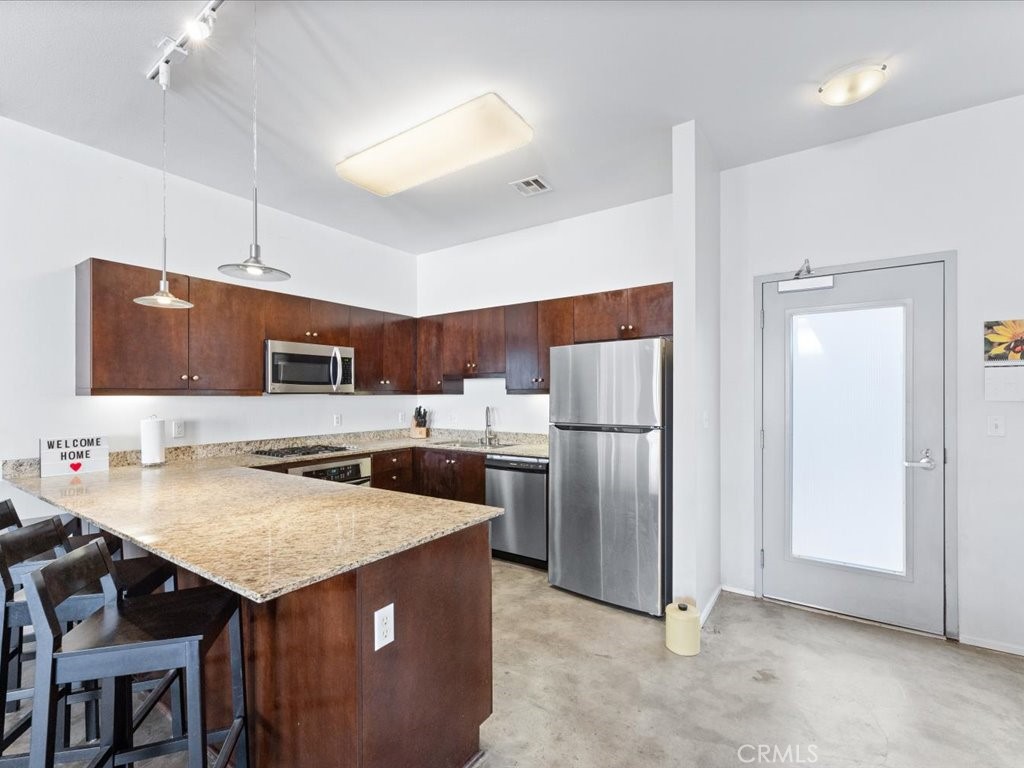 435 W Center Street Promenade 206