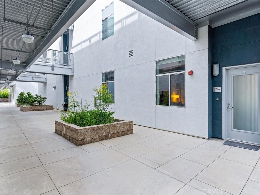 435 W Center Street Promenade 206