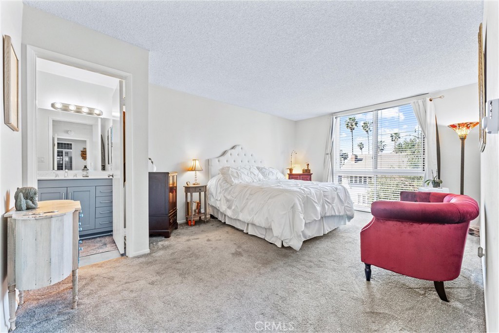 1803 E Ocean Boulevard 302