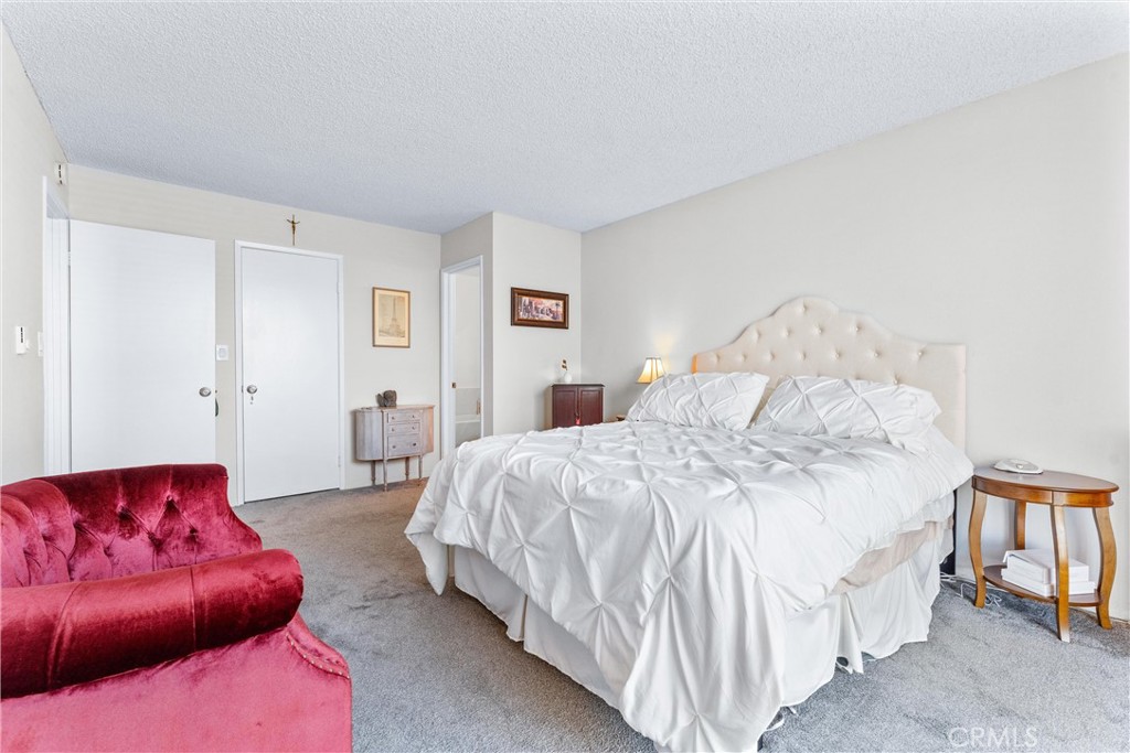 1803 E Ocean Boulevard 302