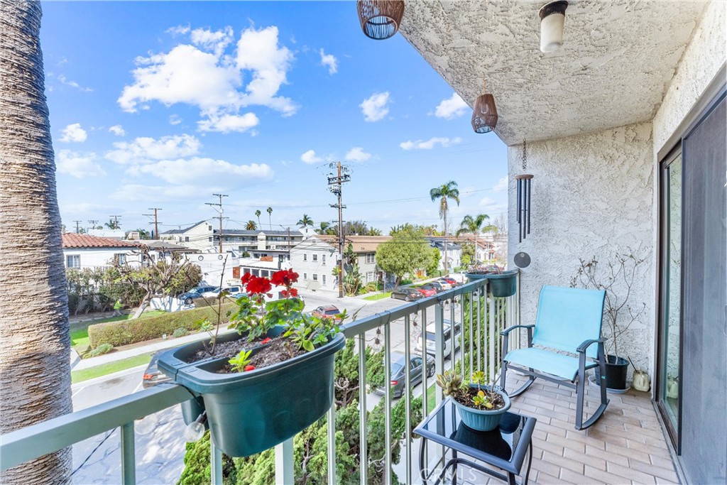 1803 E Ocean Boulevard 302