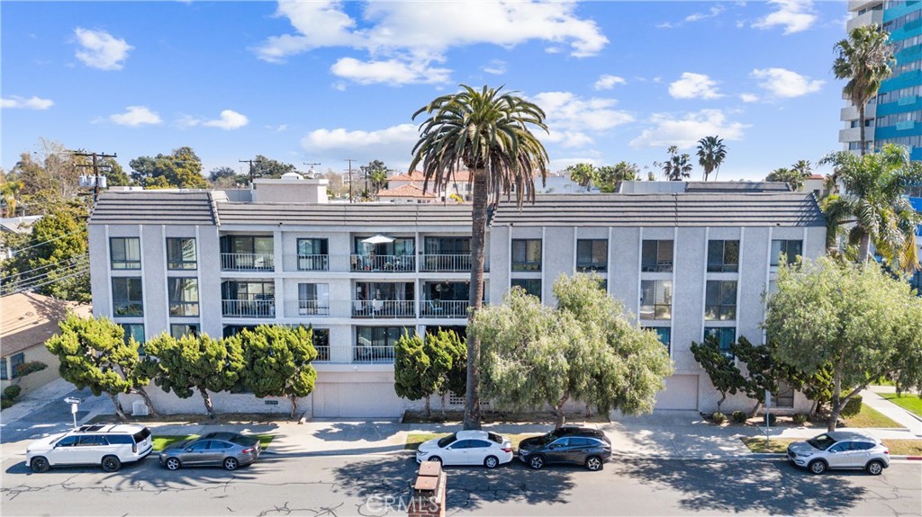 1803 E Ocean Boulevard 302