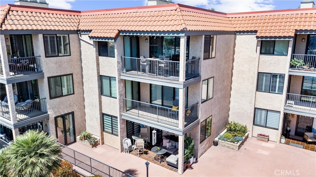 201 Bay Shore Avenue 209