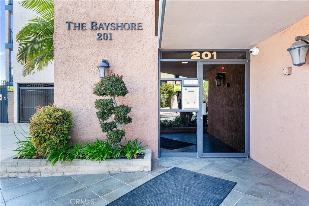 201 Bay Shore Avenue 209