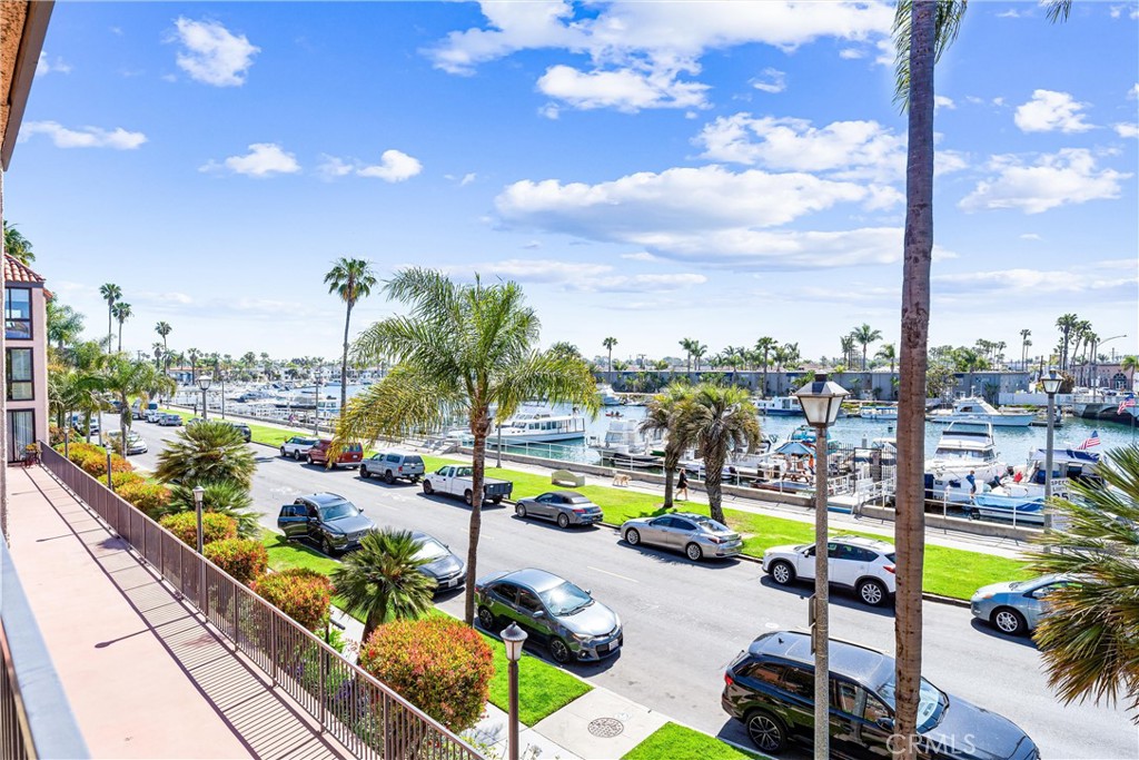 201 Bay Shore Avenue 209