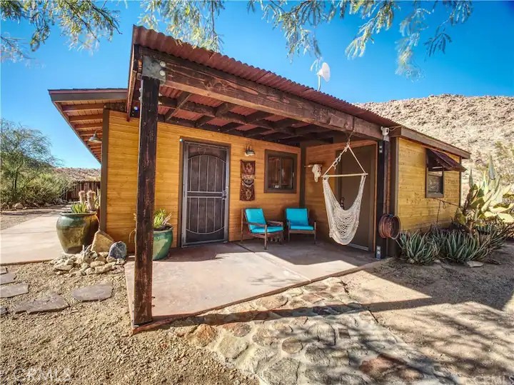 61426 Calle Del Rio
