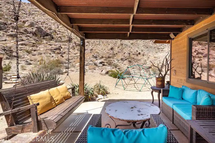 61426 Calle Del Rio