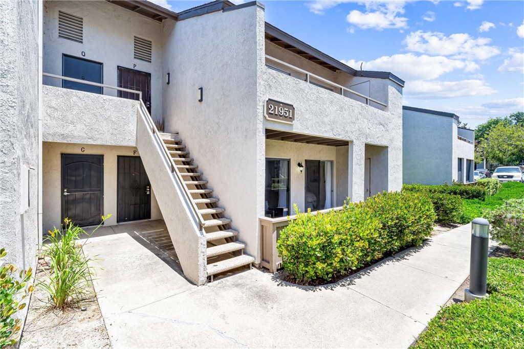 21951 Rimhurst Drive F201