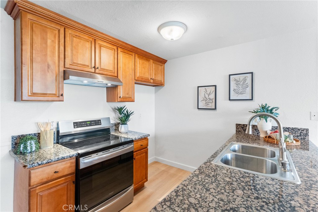 21951 Rimhurst Drive F201