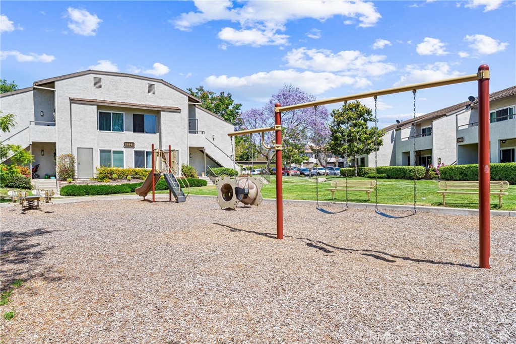21951 Rimhurst Drive F201