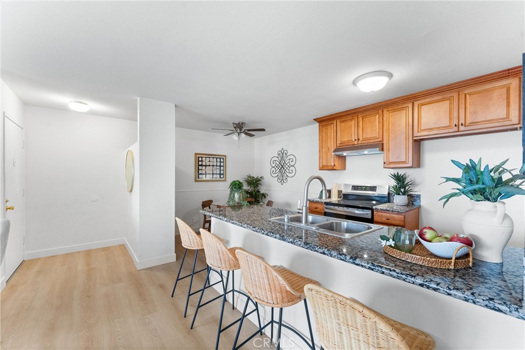 21951 Rimhurst Drive F201