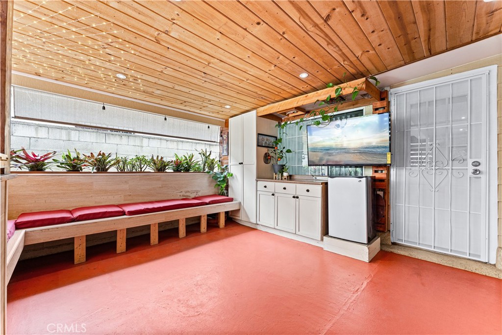 20402 Pioneer Boulevard