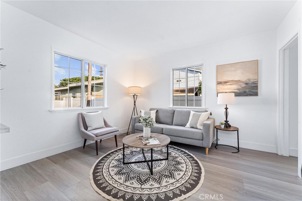 765 Loma Avenue
