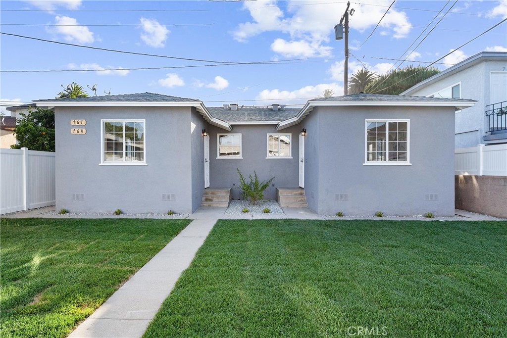 765 Loma Avenue