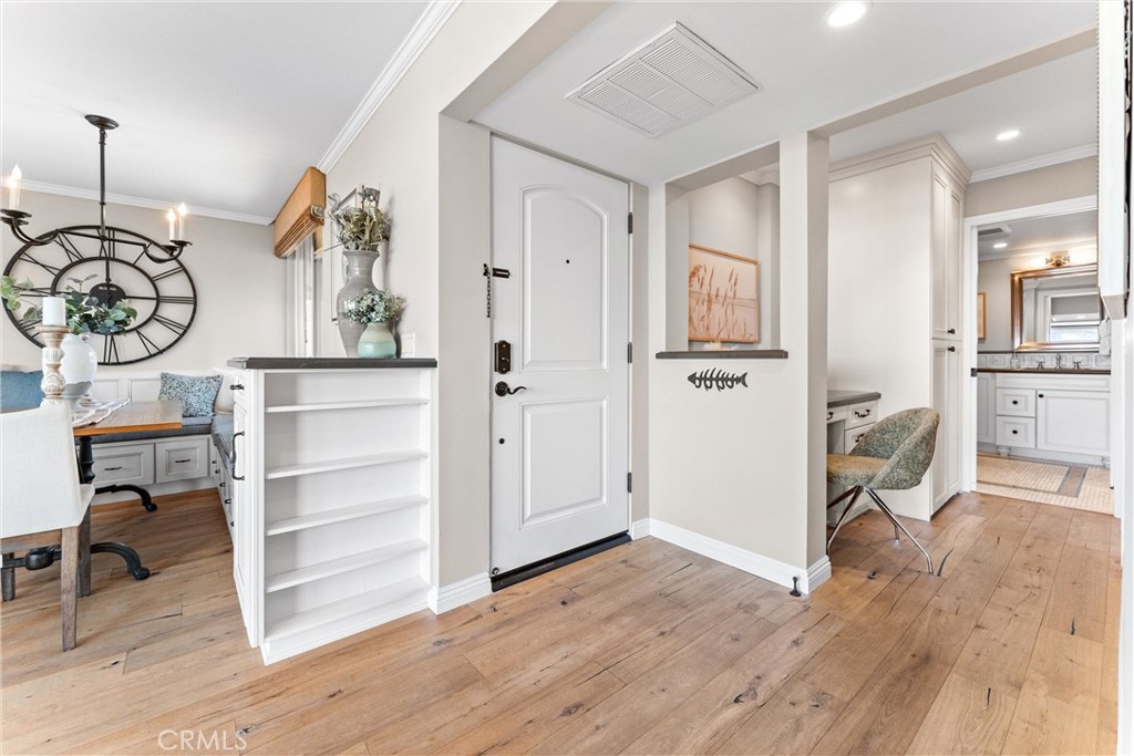 201 Bay Shore Avenue 305