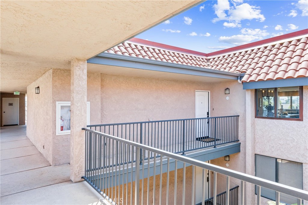 201 Bay Shore Avenue 305