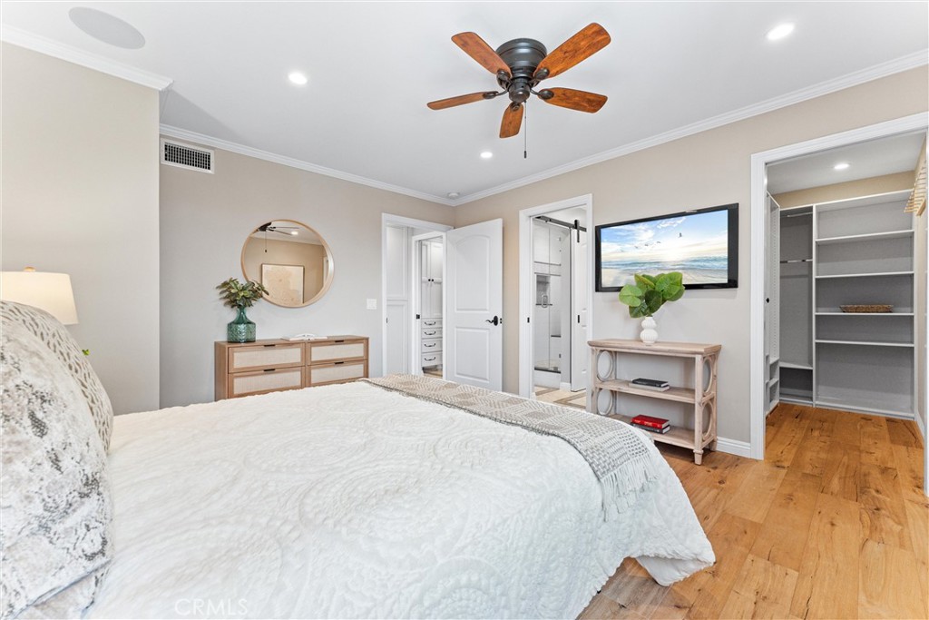 201 Bay Shore Avenue 305