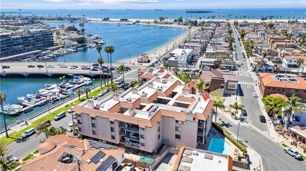 201 Bay Shore Avenue 305