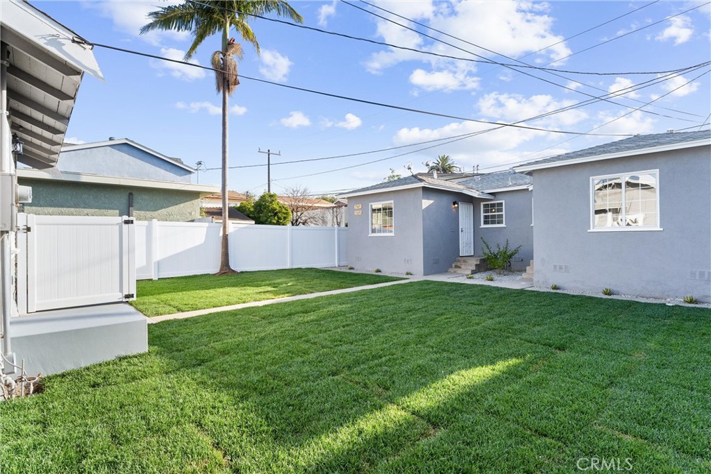 765 Loma Avenue 769