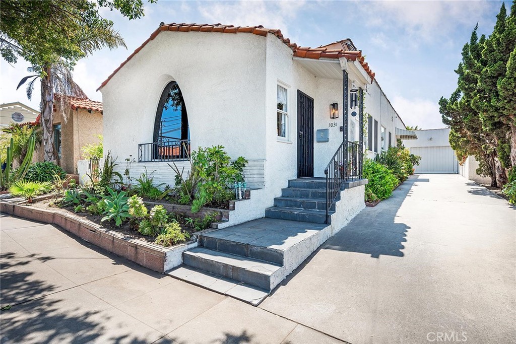 1031 Termino Avenue