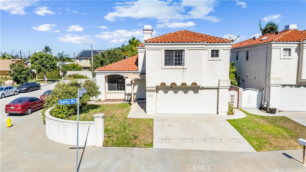1129 Dahlia Way