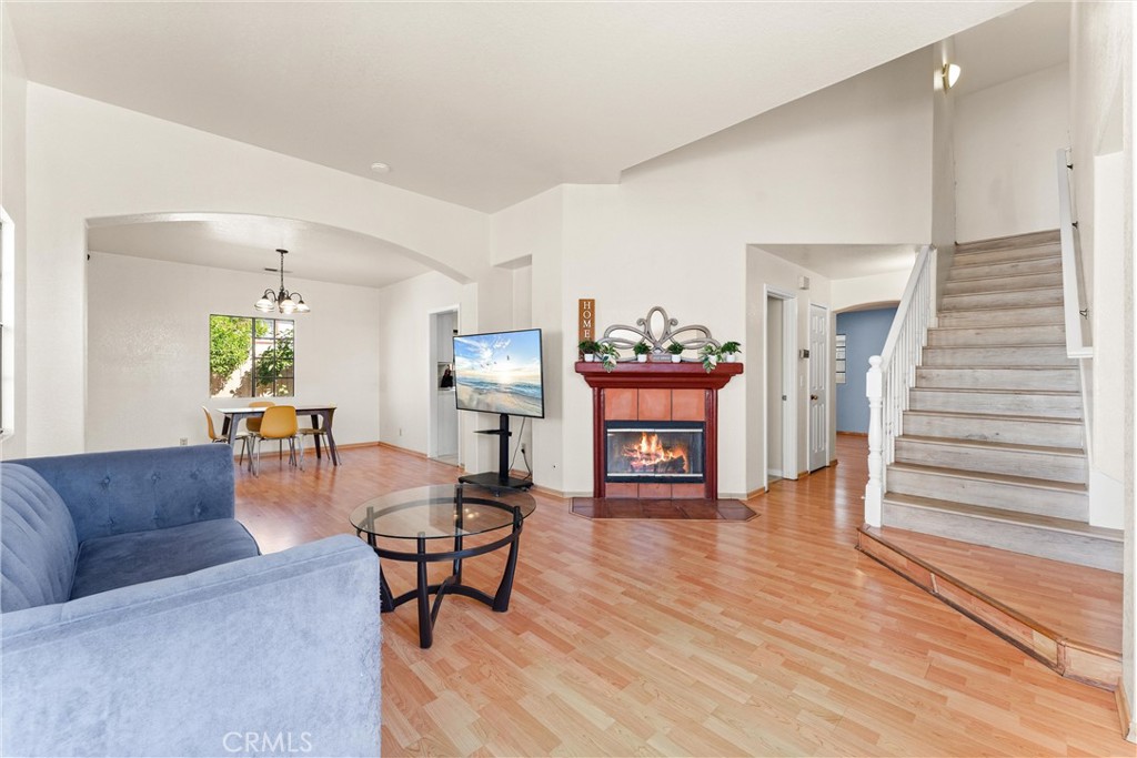1129 Dahlia Way