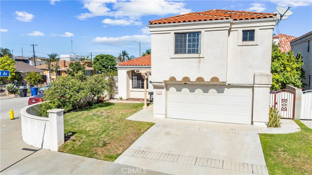 1129 Dahlia Way
